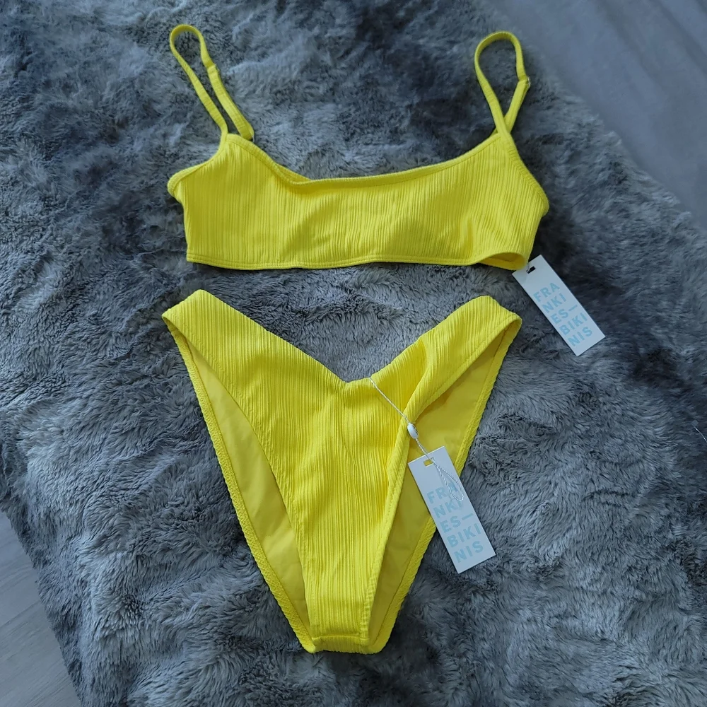 NEW FRANKIES BIKINIS Enzo Cheeky Bottoms And Dallas Top Set Size Medium - Picture 2 of 11